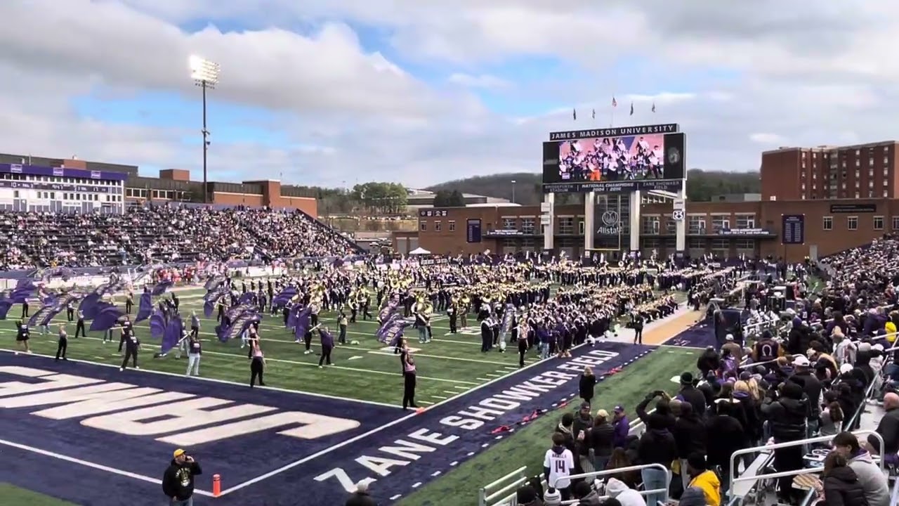 JMU MRD and Alumni Band Halftime Performance “Get it On” 11/22/2025
