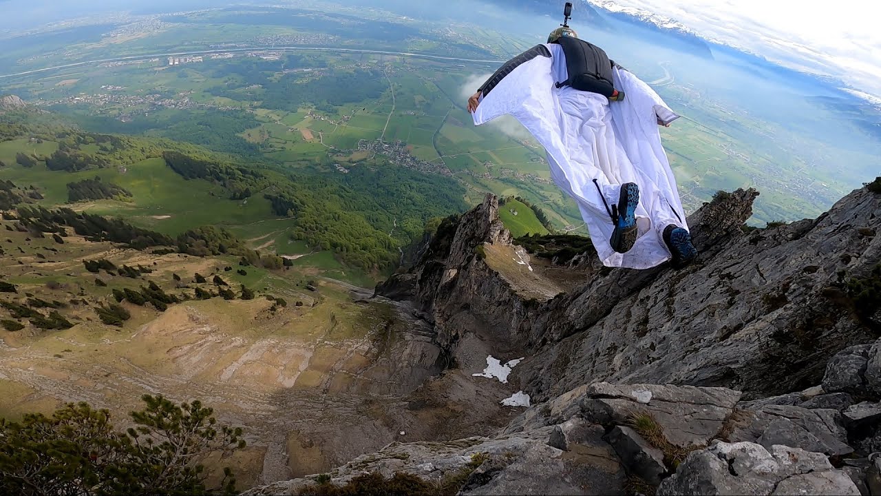 @JoHannesWingsuit  | Wingsuit Flight | Swiss