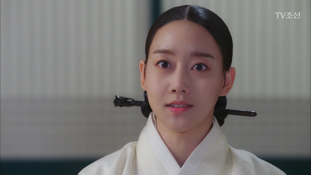 &ldquo;회임을 하긴 했습니까?&rdquo; 류효영을 의심하는 오승아 [대군 &ndash; 사랑을 그리다 18회] 20180429