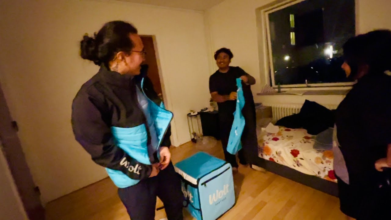 Bhaiko delivery job ko package aayo♥️ | denmark |nepal |vlog| deepak magar| wolt|