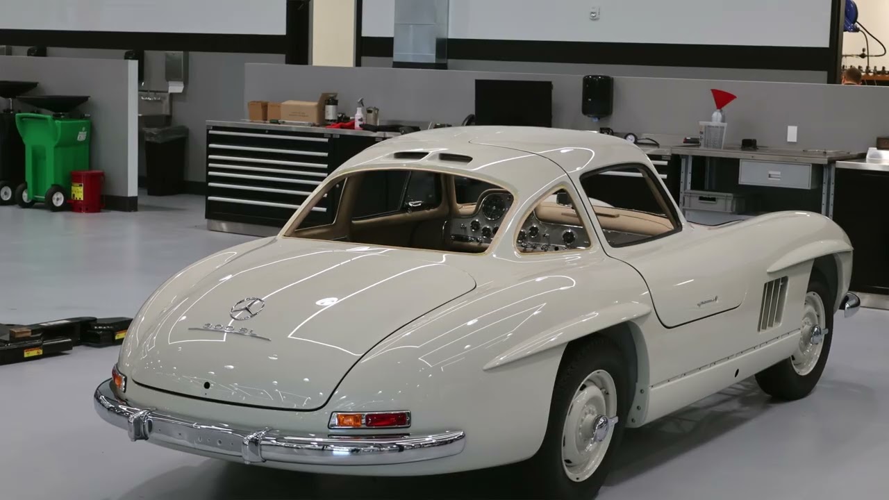 Mercedes-Benz Classic Center in Long Beach