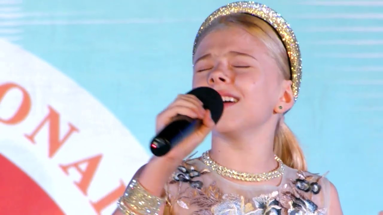 Akvilė Ališauskaitė   EMPIRE STATE OF MIND