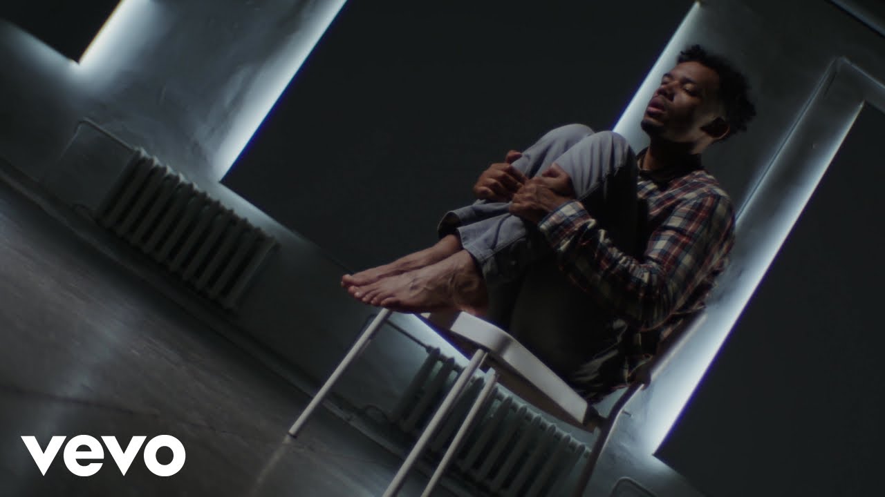 Reggie P - Why Me? (Visualizer)