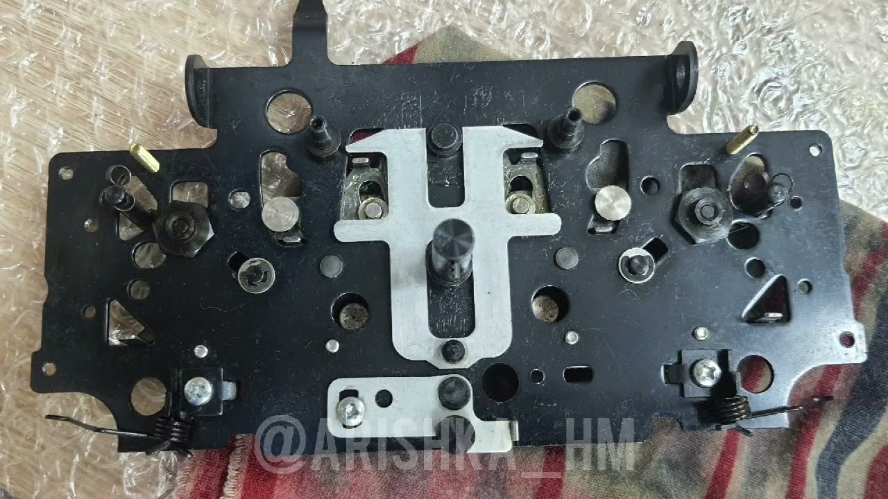 Разборка и сборка электронной каретки Silver Reed SK561