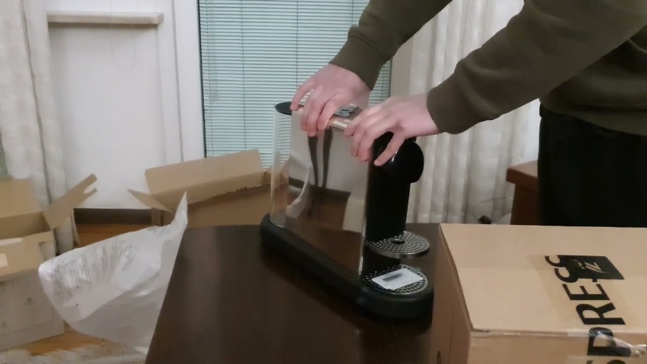 UNBOXING NESPRESSO CITIZ PLATINUM STAINLESS STEEL - ITA