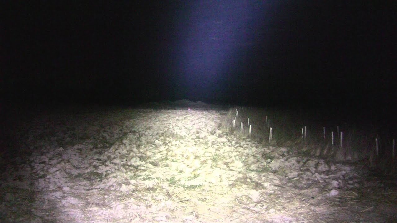 Xtar S1 2350 Lumens 3x XML Flashlight Outdoor Perofrmance