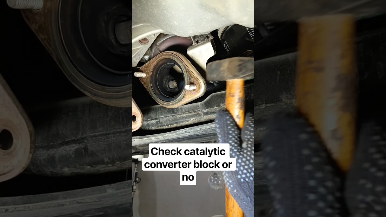 How to check catalytic converter block or no?🚘 #automobile #mechanic#shortvideo #catalytic#trick#car