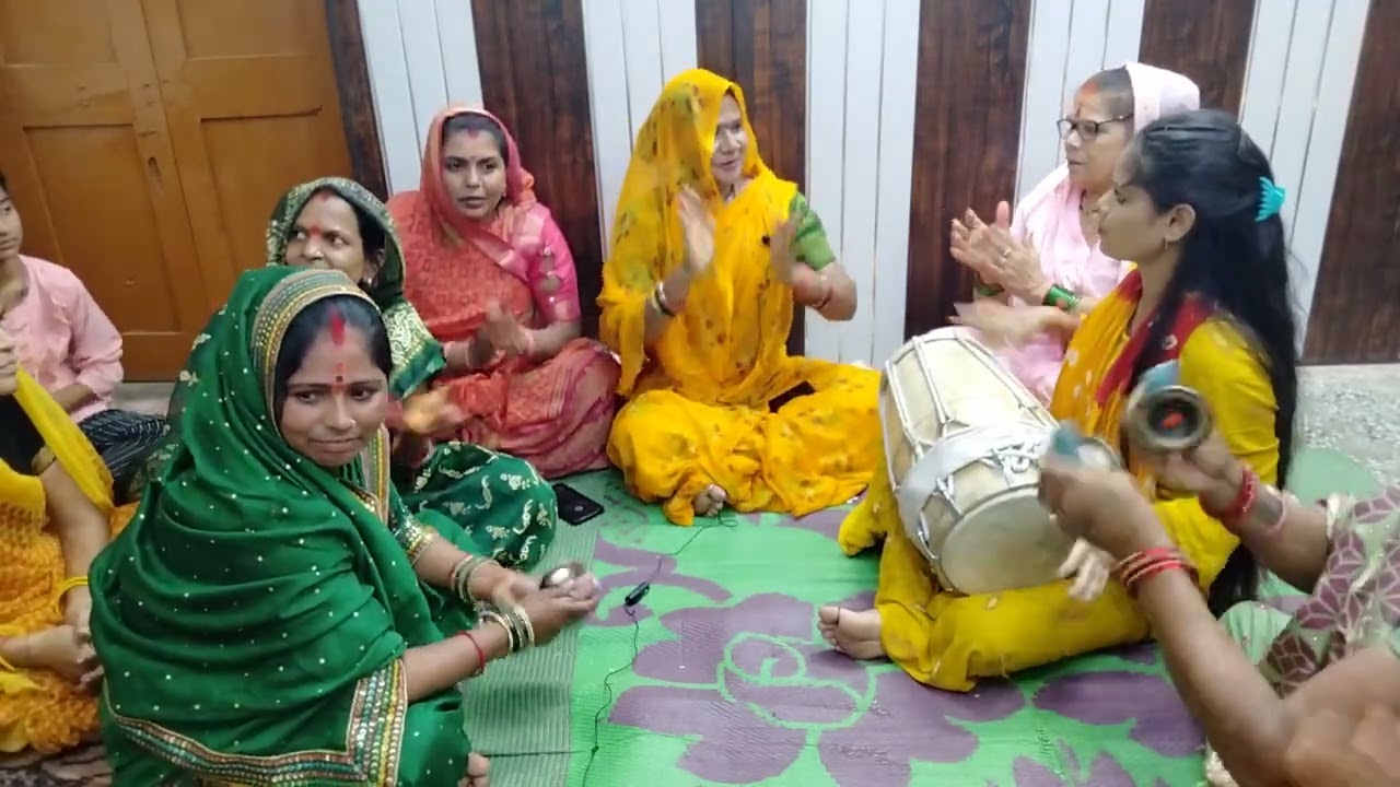 With lyrics ll krishna bhajan ll आती ना कन्हैया क्यों तुमको शरम