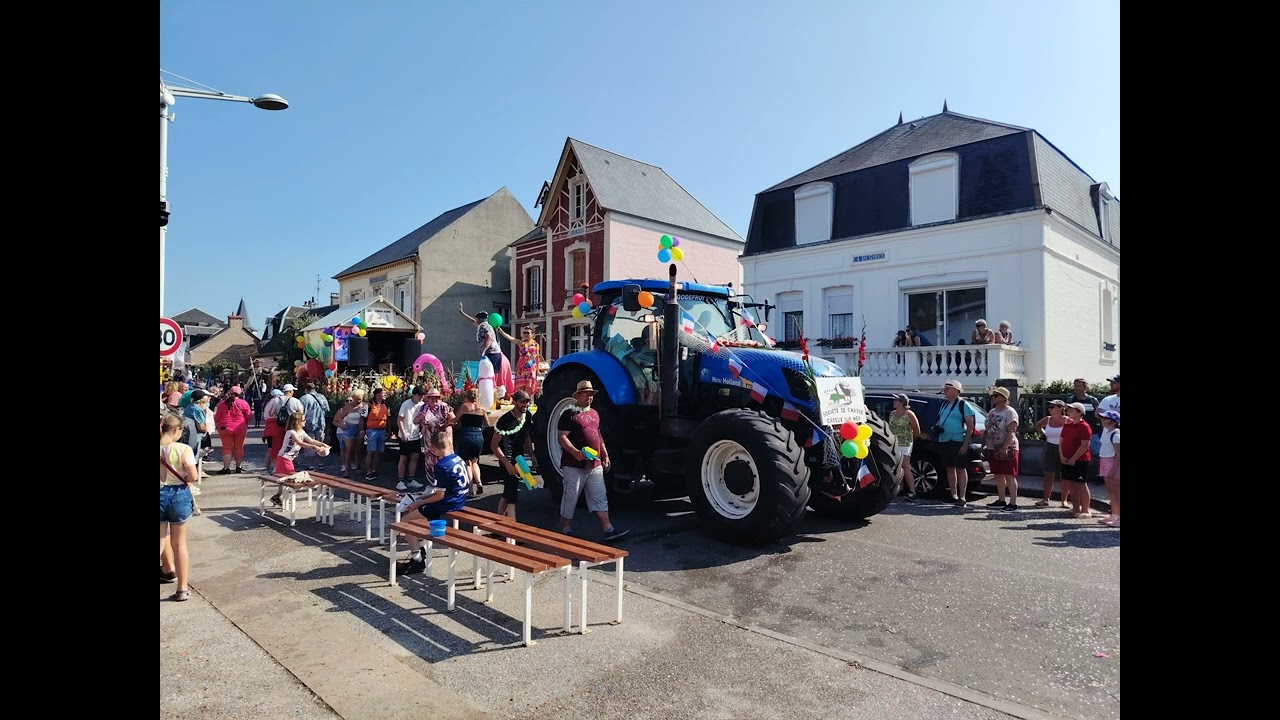 Fête des Fleurs : Corso Fleuri / Cayeux-sur-Mer (80) / 2025
