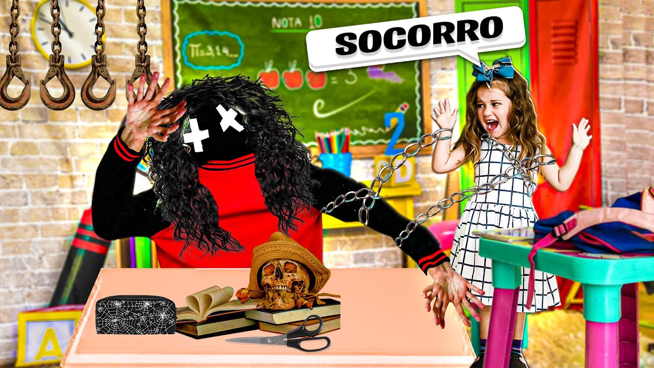 LAYRA FOI PARA ESCOLA E FICOU COM MEDO DA ALUNA ASSUSTADORA NA SALA DE AULA!