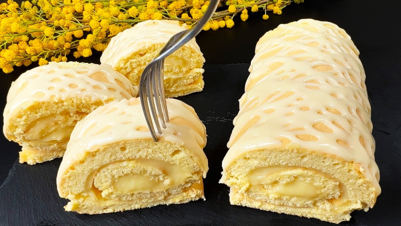 New apple cake More apples than dough! Super creamy apple cake in 15 минут!