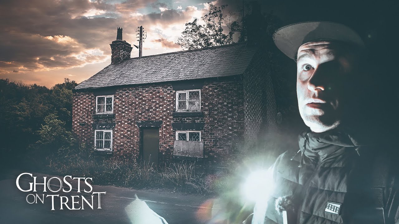 POLTERGEIST ACTIVITY CAUGHT ON CAMERA? • SHOCKING FOOTAGE •