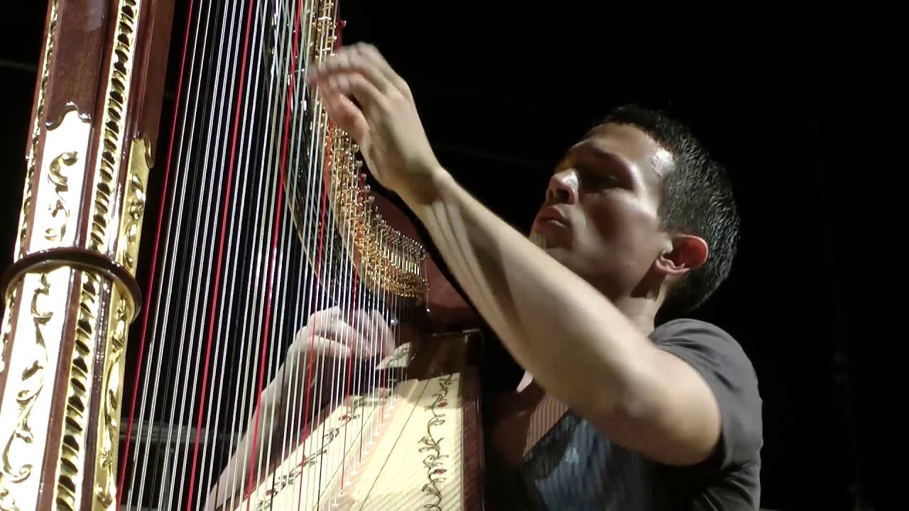Emmanuel Ceysson al Teatro Gentile di Fabriano (AN) Italia