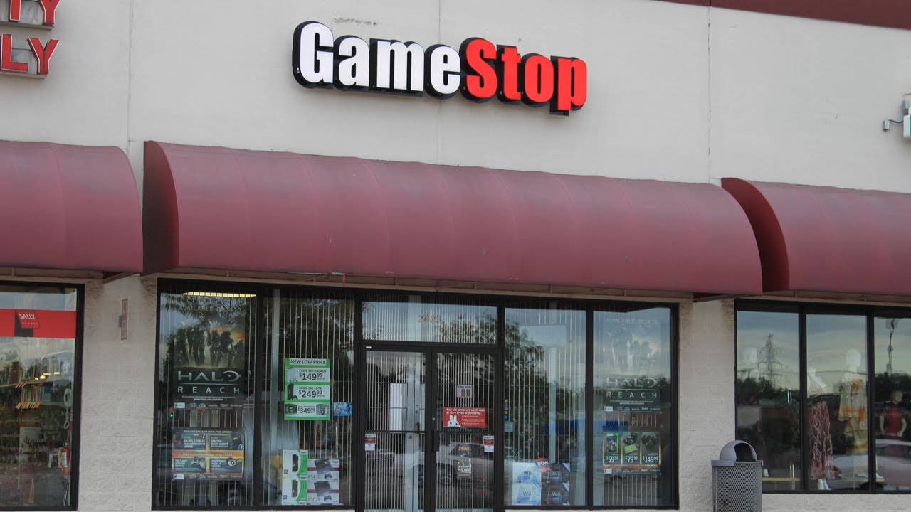 GameStop Closing 120 Stores, Focusing on Mobile - IGN News