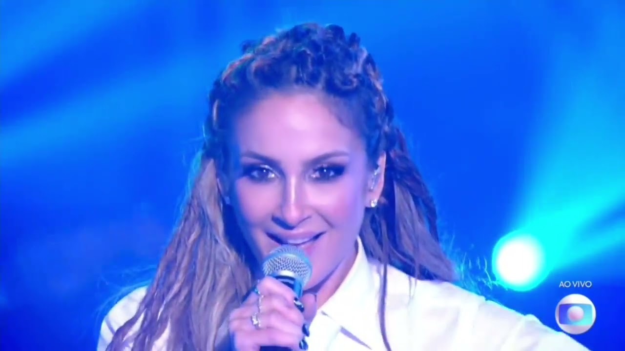 Claudia Leitte cantando Love's Divine na final do The Voice Brasil 2021, linda apresentação.