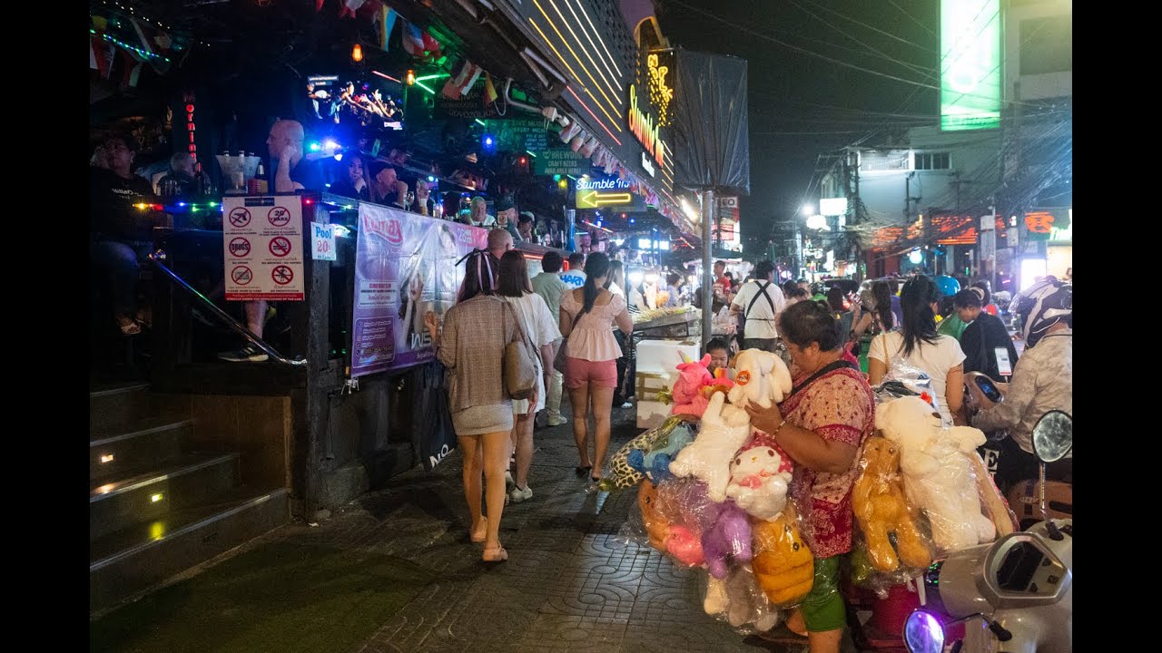 [4K] Walk through Soi Nana exploring the lively nightlife and vibrant street scenes