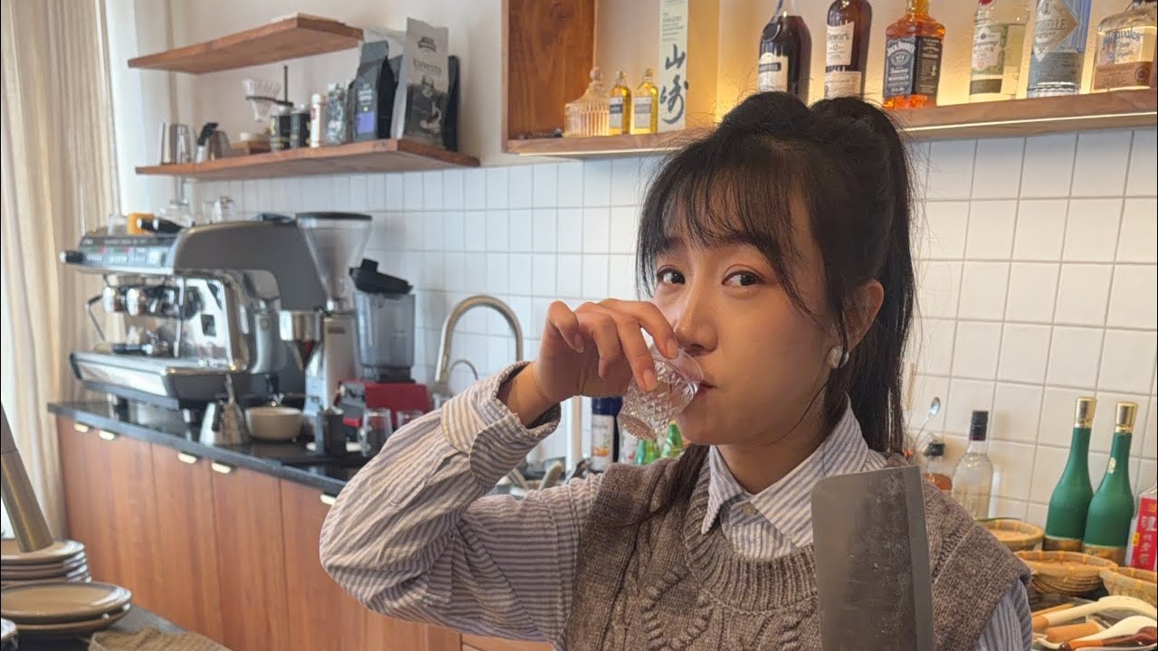 “才记酒老板娘”正在直播！