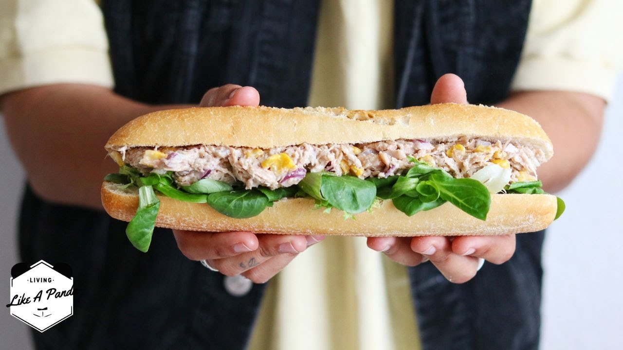 BOCADILLO de NO-POLLO | Living Like A Panda
