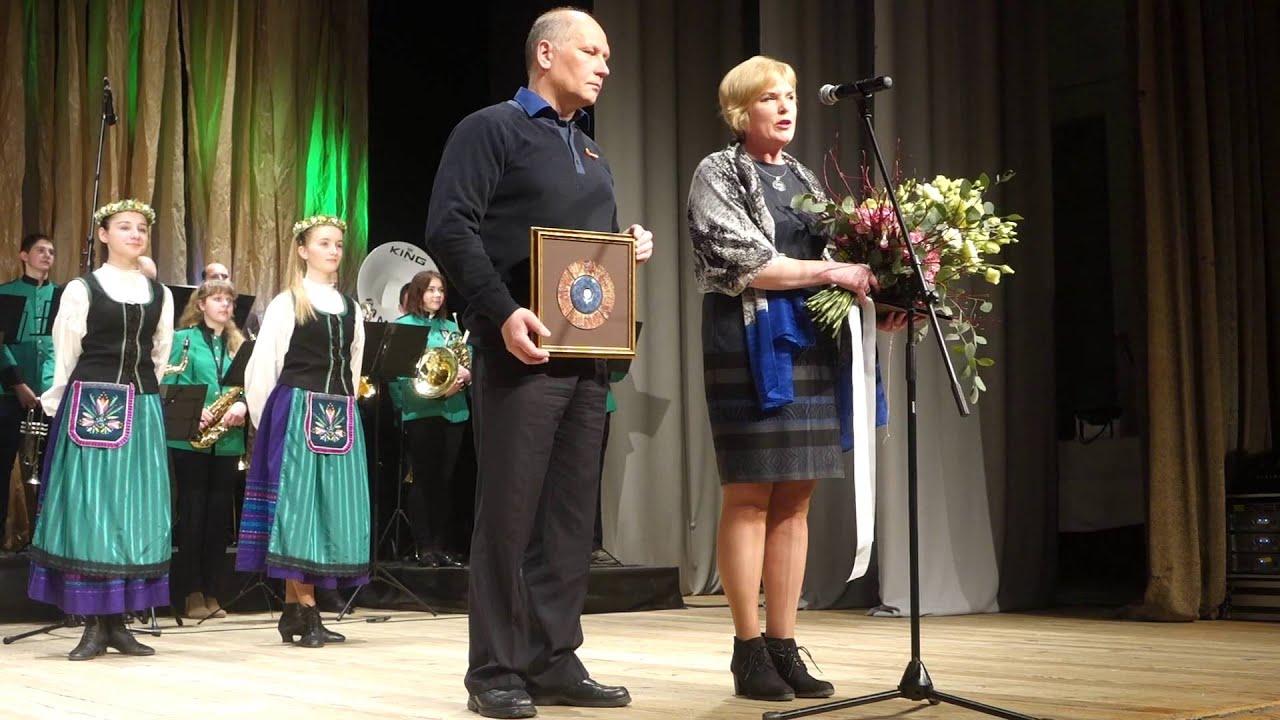 2016 metų &bdquo;Sidabrinės nendrės&ldquo; laureatų Ritos ir Romo Tarvydų padėkos žodis.