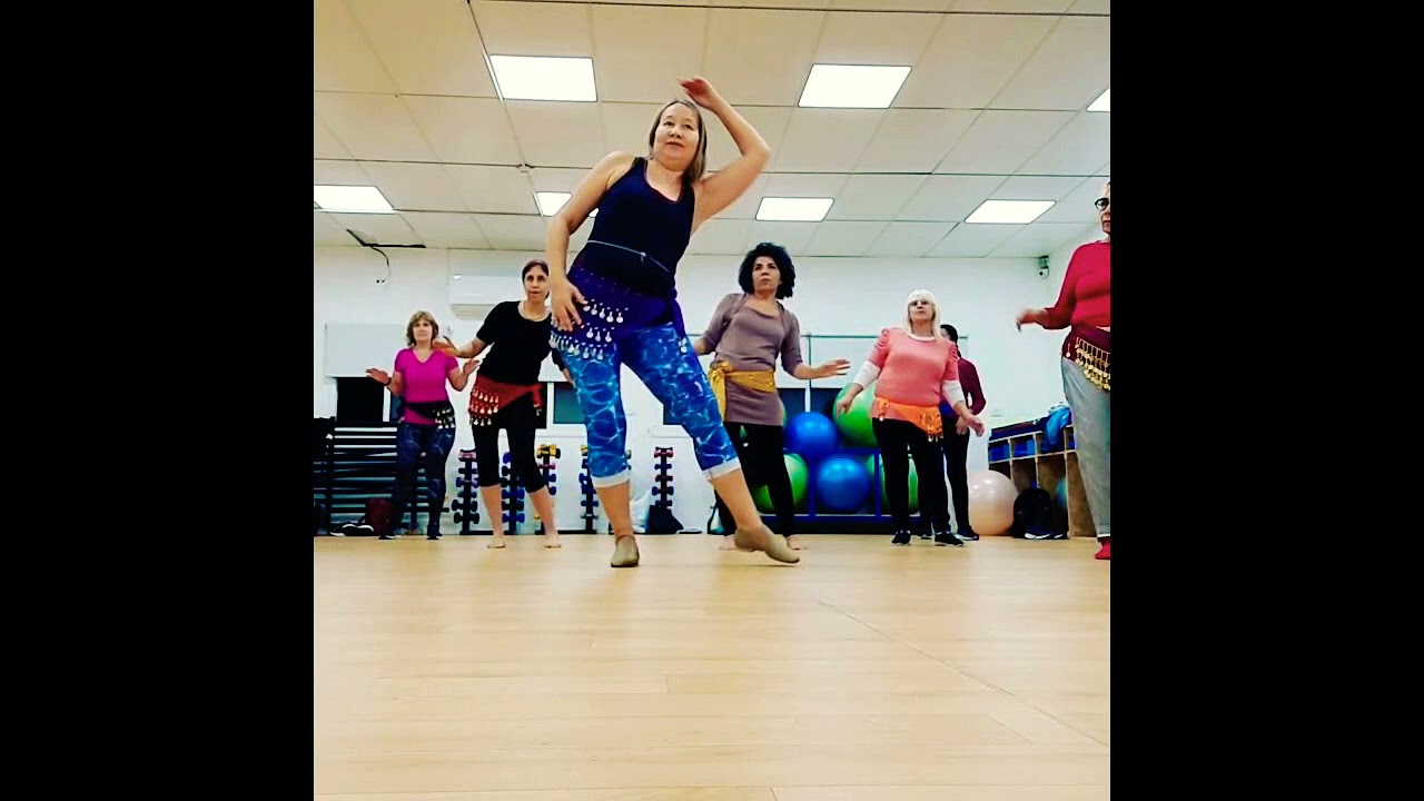 Belly Dance workout. Oriental dance // Танцы живота. Восточные Танцы // שיעור ריקודי בטן