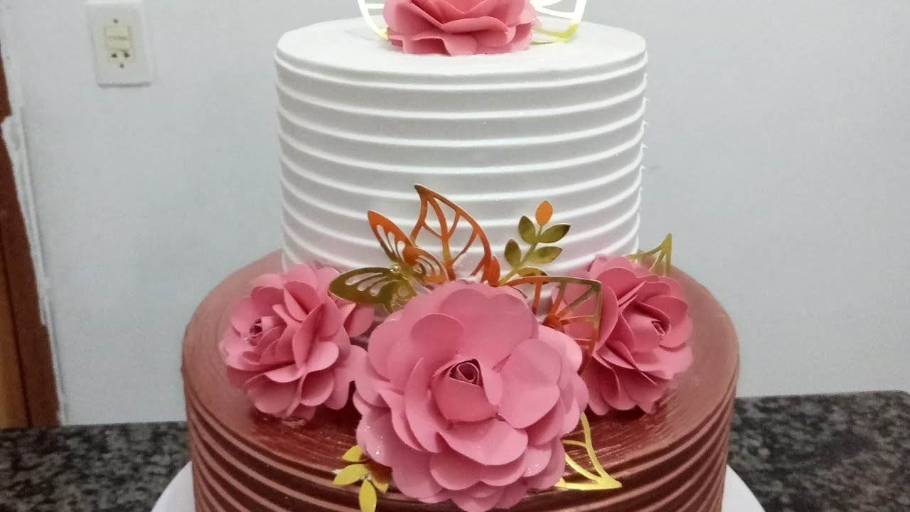 Bolo  dois andares Rose Gold com branco em chantininho #Raquel bolos decorados.