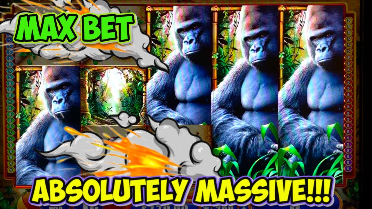 MASSIVE TOP SYMBOL WIN on Queen Of The Wild Slot Machine!  WMS Classic Live Play - HUGE!