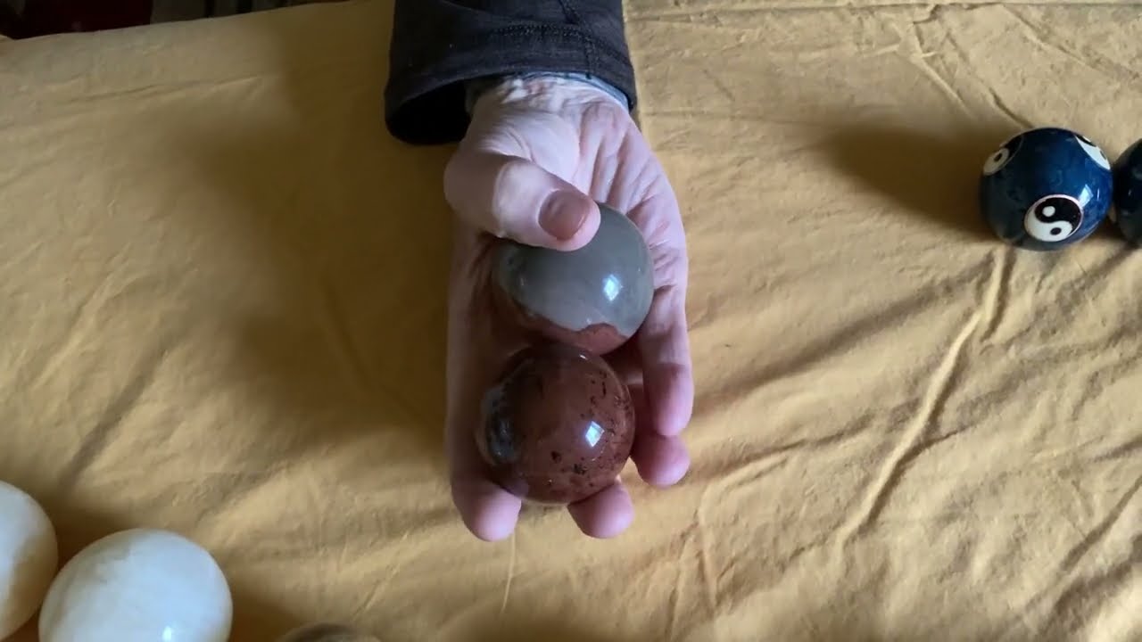 Baoding Hand Therapy Balls For Medical Qigong Practice