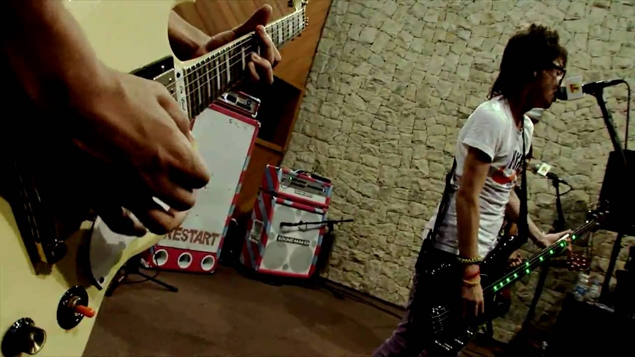 Restart toca Raul Seixas, Legião Urbana, Blink 182 e Rebolation no Estúdio Ao Vivo Transamérica