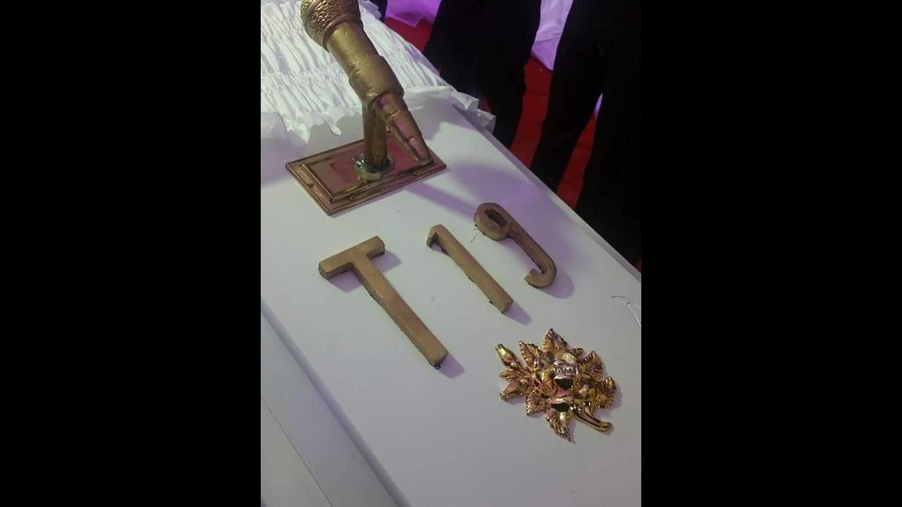 SUIVEZ LES IMAGES CHOQUANTES DES OBSEQUES DE T19 TRESOR TSHITSHI, REPOSE EN PAIX.
