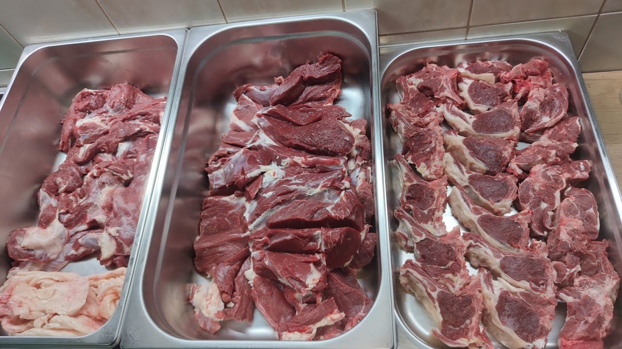 PASTRAMĂ 🐏COTLETE🐏MICI🐏DIN MUFLON🐏