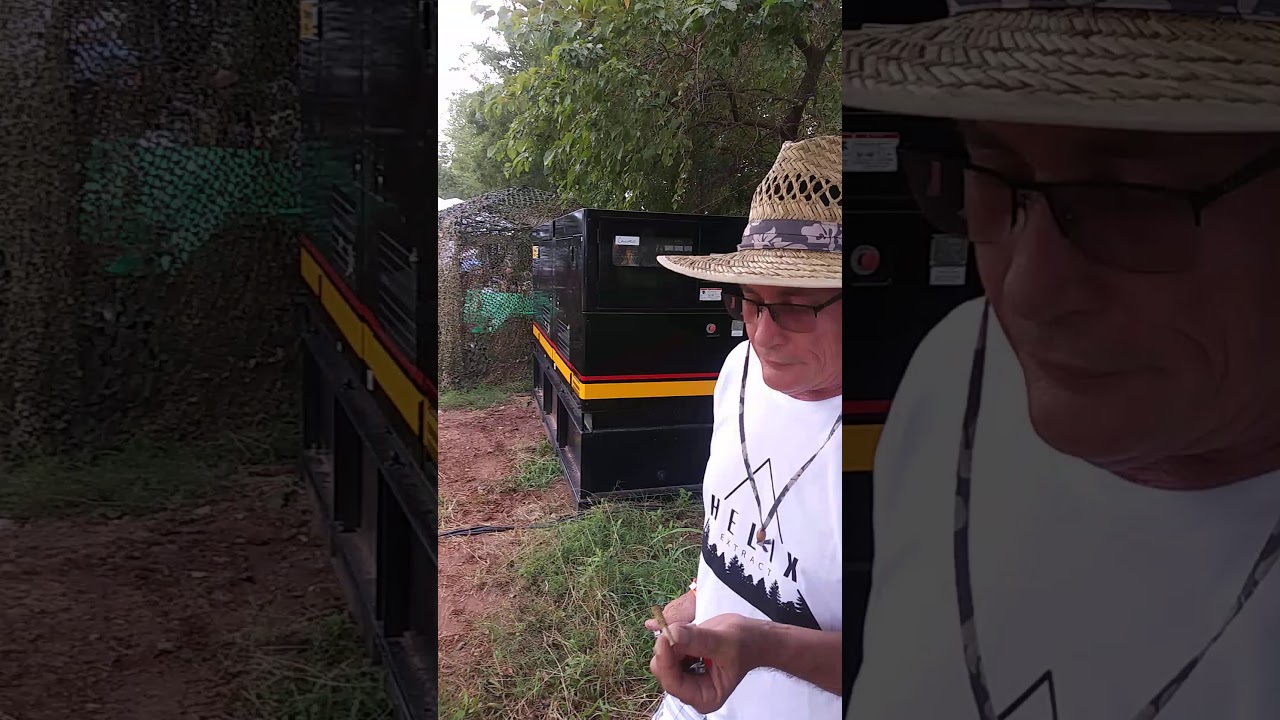 Smoking MoonRocks with the OG @the Cannabis Cup 2019 lost lake oklahoma city🦈 #exotic #moonrock #okc