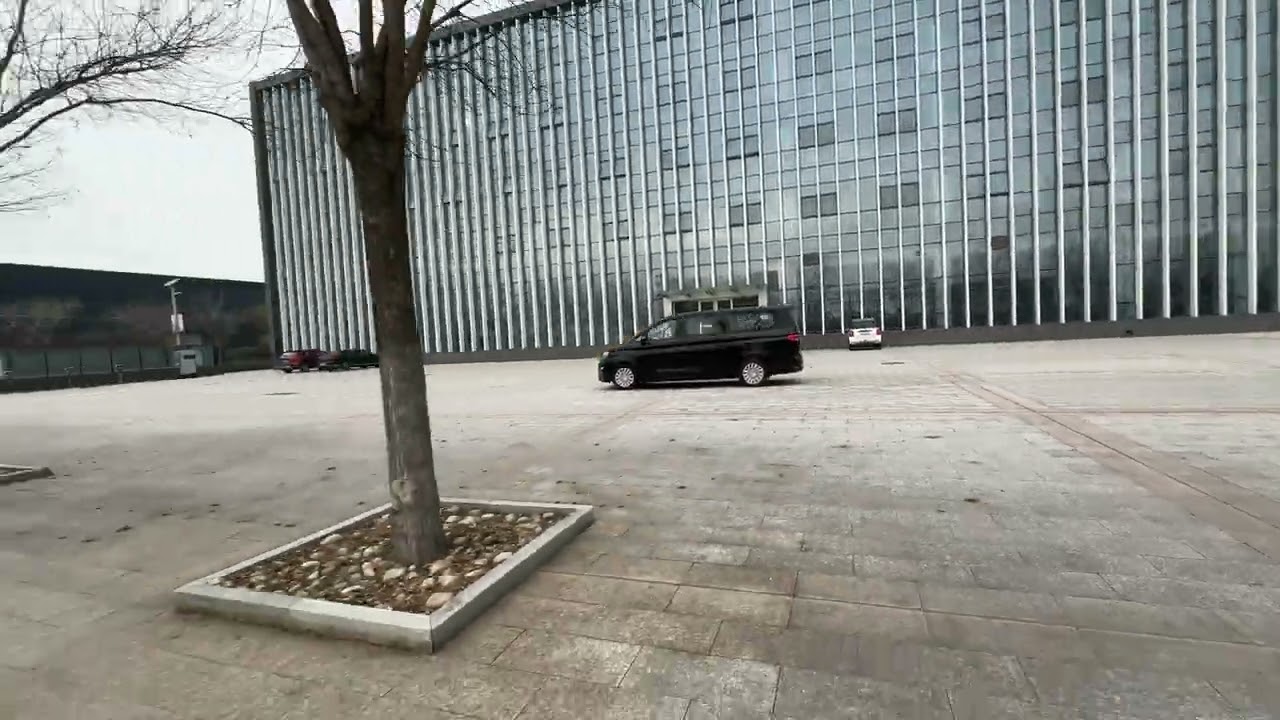 H380