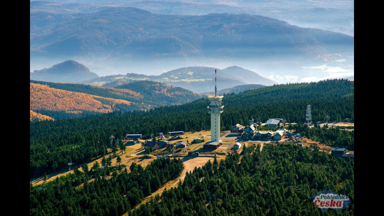 Letecké fotografie České středohoří a Krušné hory. Teplice, Ostrov a Žatec. Letecká fotografie.