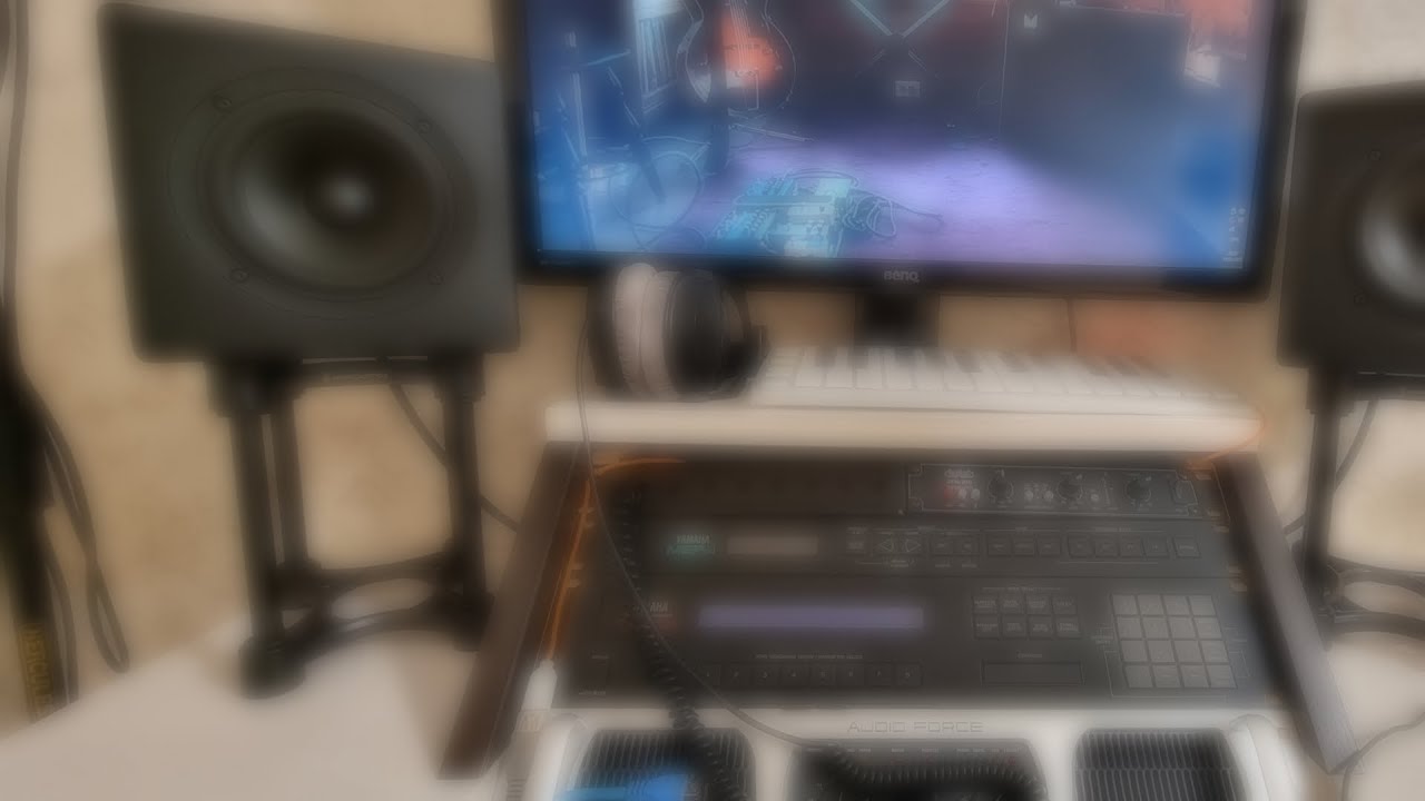 N-Monitors N-Cubes