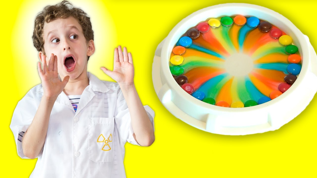 PAULINHO CIENTISTA  Faz o ARCO ÍRIS DE M&M - Infantil para Crianças - Paulinho e Toquinho