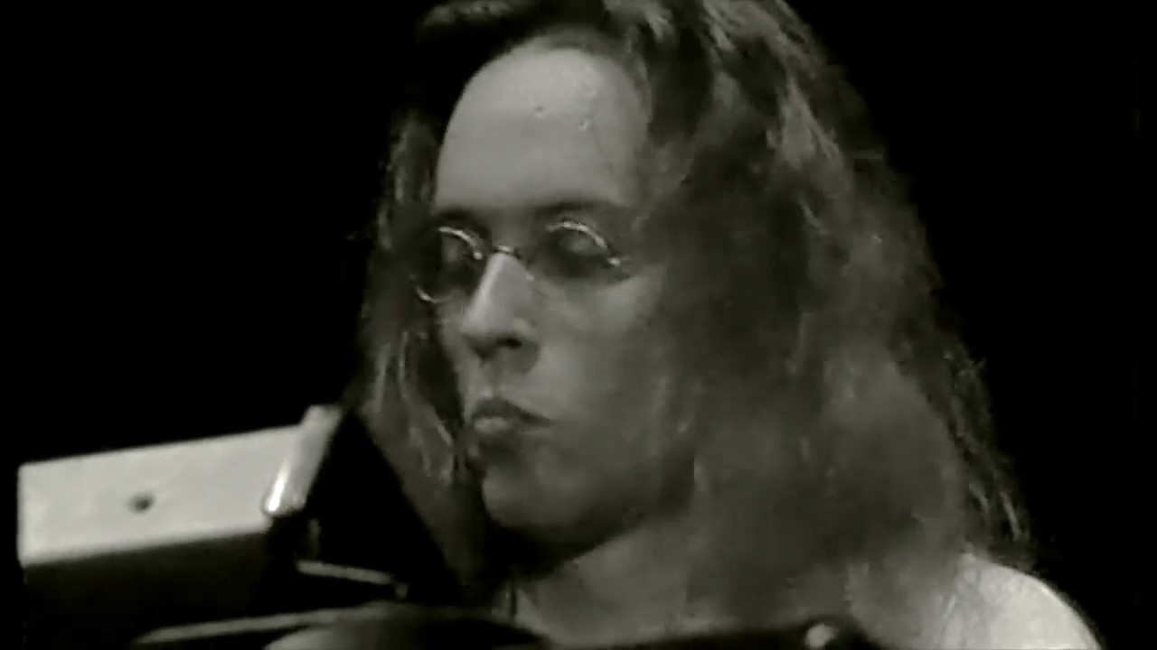 NO BROS Freddy Gigele Voc - Harry Gschösser Drums - Klaus Schubert Git - Michael Ausserhofer Bass