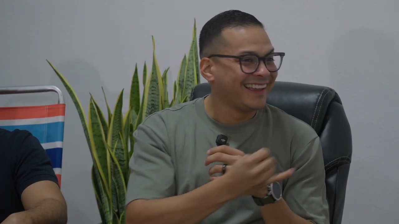 Ep 08 | De La ciudad a la vida isleña con Pablo Fernandez (Marketing y oportunidades en Roatán)