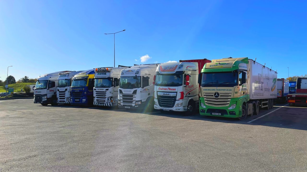 Truck Spotting UK - Birchanger Green Services M11 #8
