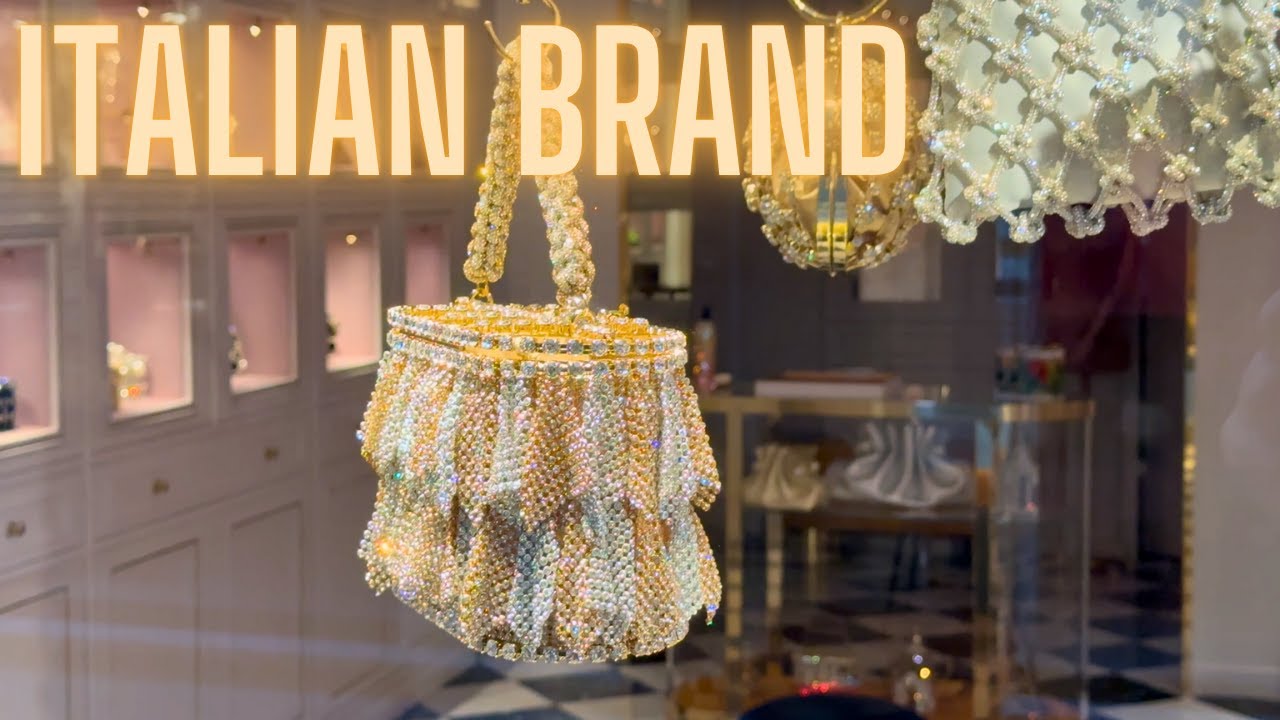 Milan Luxury Window Displays 2025 👜👠 Fashion Boutiques & Designer Stores in Italy