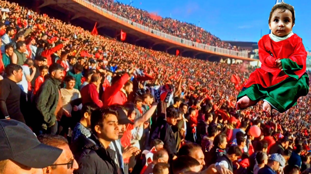 A Thrilling Day at the Stadium: Watching the Tractor Sazi Game and the Excitement of the Fans