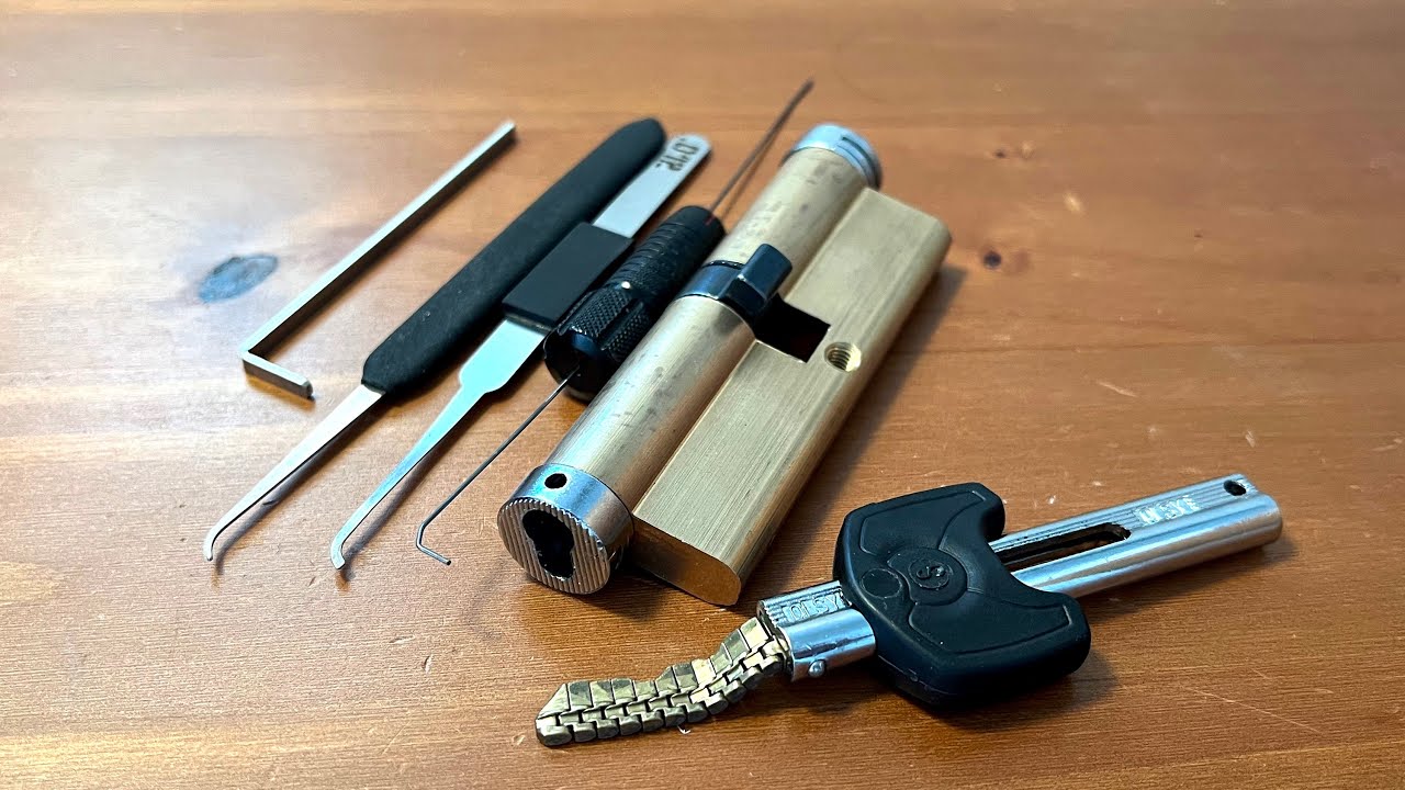Chain Key Lock pick + gut