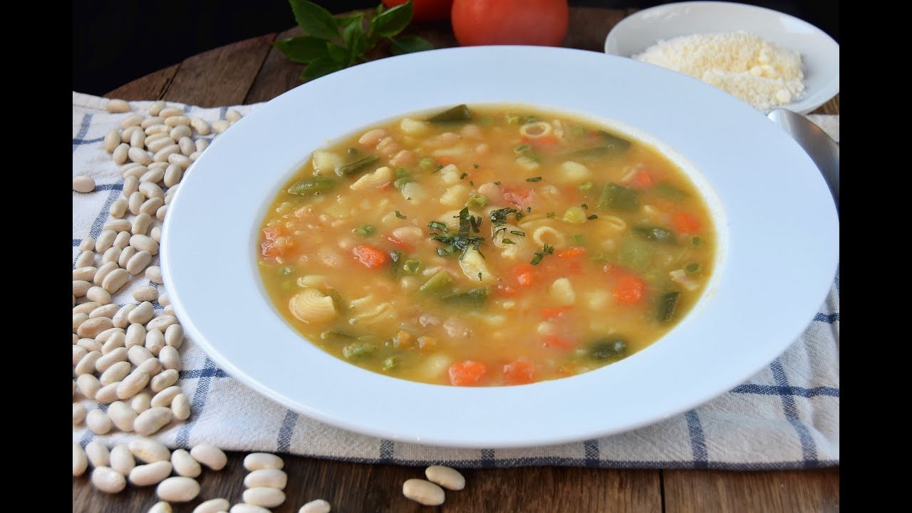 Sopa minestrone casera