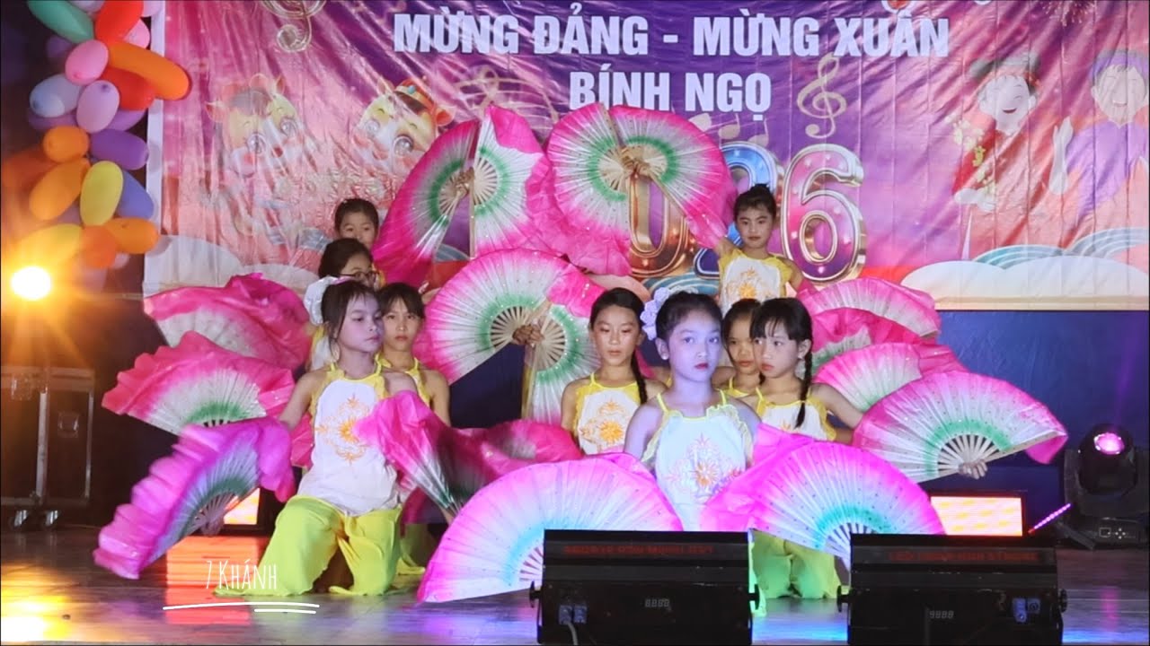Hội Diễn Văn Nghệ 🏢Trường Tiểu Học Mỹ Nghiệp Chung Mỹ 🍂Múa Quạt_ Các Em Tiểu Học 