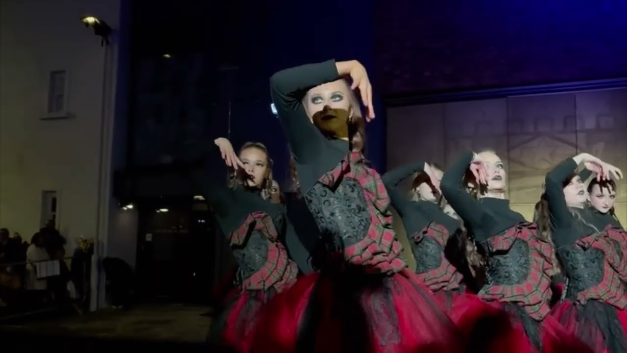 De Burg the Skeleton | New Gate Arts Halloween 2025 Highlights