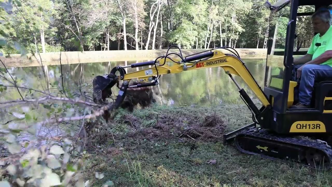 The AGT Industrial QH13R Mini Excavator