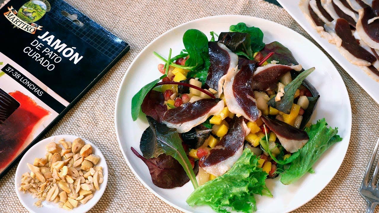 Ensalada de jamón de pato y frutas - Cocinatis
