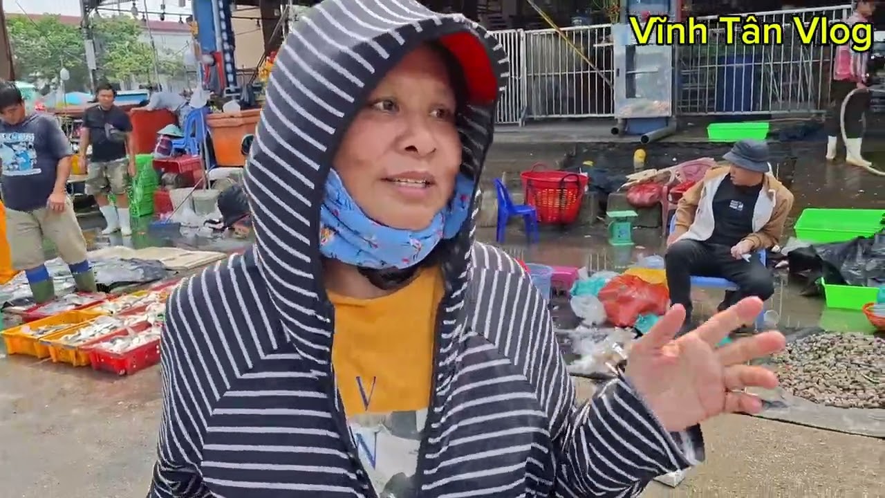 Chợ Đầu Mối Hôm Nay Rau Củ Quả Cùng Các Mặt Hàng Giảm Giá Rẻ quá Bà Con Ơi .
