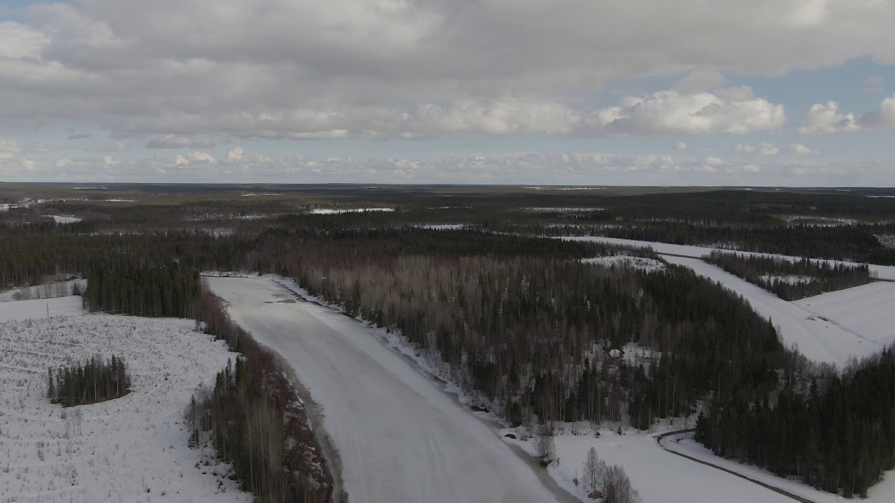 Jokipätkä ennen tulvaa 06.05.2020.