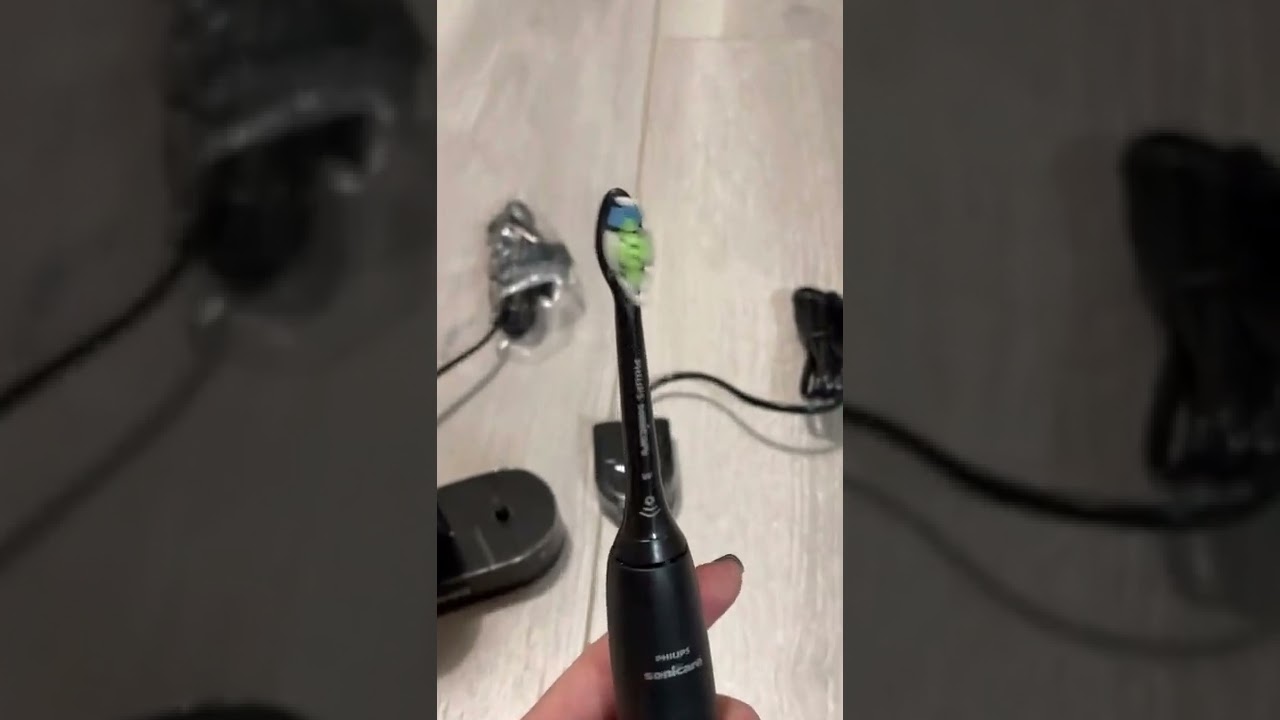 Электрическая зубная щетка Philips Sonicare ProtectiveClean с УФ дезинфектором  