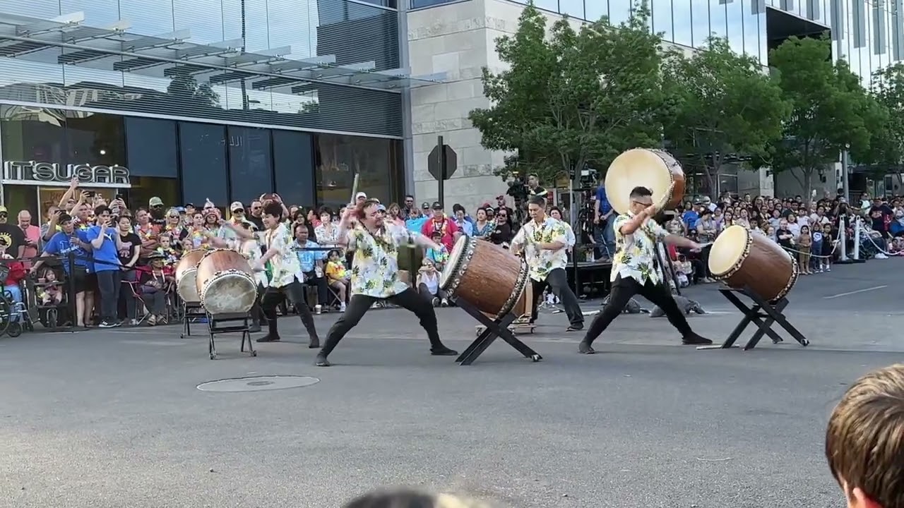 Korabo Taiko performs Tsujikaze for May Day